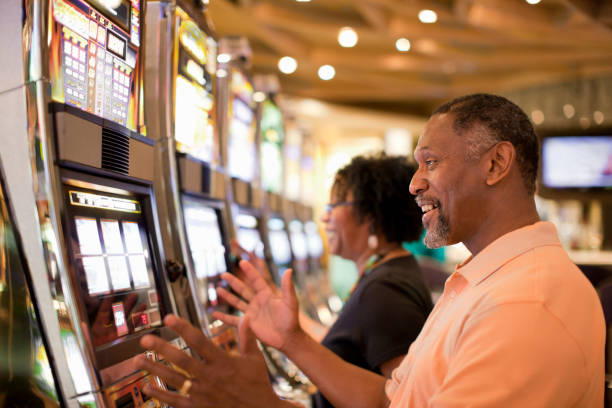 hero138 login mobile app interface showing live football betting and casino games
